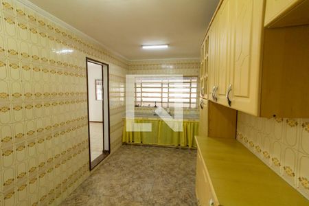 Casa à venda com 253m², 2 quartos e 4 vagasCozinha