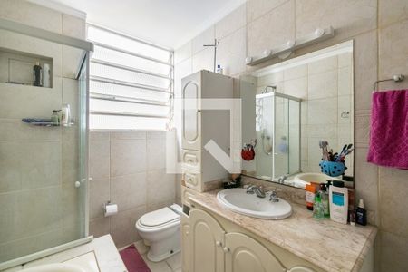 Apartamento à venda com 228m², 4 quartos e 2 vagas Apartamento à venda com 228m², 4 quartos e 2 vagasBanheiro