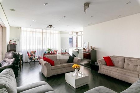 Apartamento à venda com 228m², 4 quartos e 2 vagas Apartamento à venda com 228m², 4 quartos e 2 vagasSala 1
