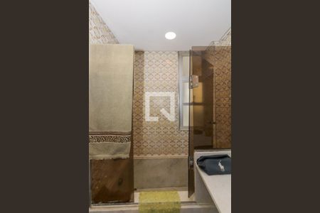 Apartamento à venda com 170m², 3 quartos e 1 vaga Apartamento à venda com 170m², 3 quartos e 1 vagaBanheiro