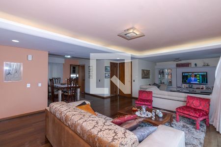 Apartamento à venda com 170m², 3 quartos e 1 vaga Apartamento à venda com 170m², 3 quartos e 1 vagaSala