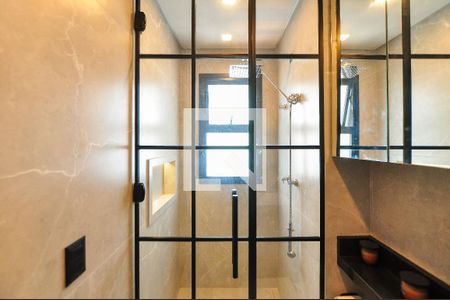 Banheiro de kitnet/studio à venda com 1 quarto, 41m² em Pinheiros, São Paulo