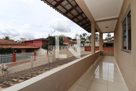 Sacada de casa para alugar com 4 quartos, 470m² em Setor Habitacional Samambaia (taguatinga), Brasília