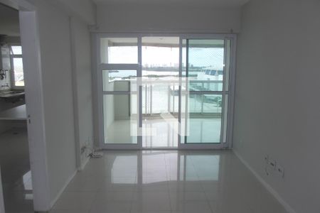 Sala de apartamento para alugar com 3 quartos, 110m² em Barra da Tijuca, Rio de Janeiro