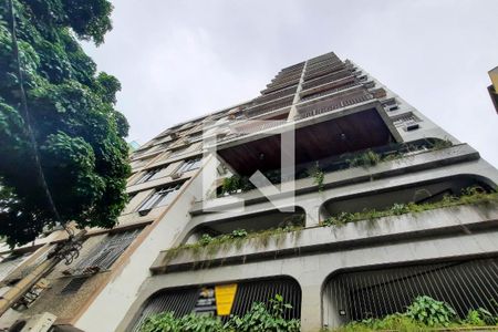 Apartamento à venda com 63m², 1 quarto e 1 vagaFachada