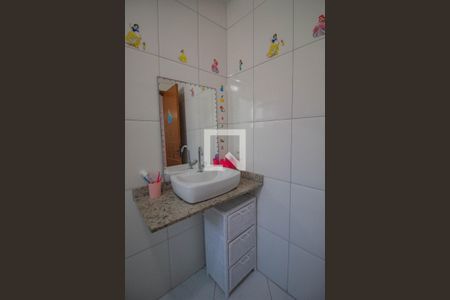 Casa à venda com 136m², 3 quartos e 2 vagasSuíte 2 banheiro 