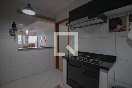 Casa à venda com 136m², 3 quartos e 2 vagasCozinha 
