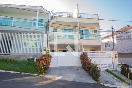 Casa à venda com 136m², 3 quartos e 2 vagasFachada 
