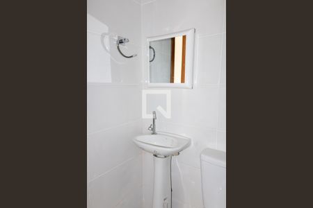 Apartamento para alugar com 68m², 2 quartos e sem vagaBanheiro