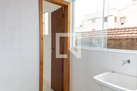 Apartamento para alugar com 68m², 2 quartos e sem vagaÁrea de Serviço