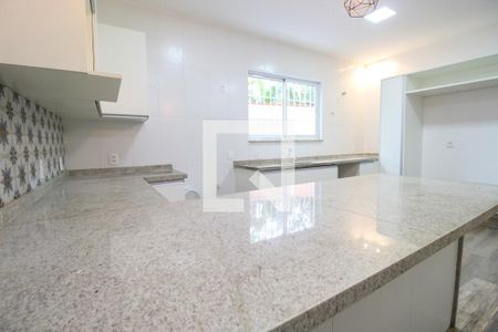 Cozinha de casa para alugar com 3 quartos, 220m² em Freguesia (jacarepaguá), Rio de Janeiro