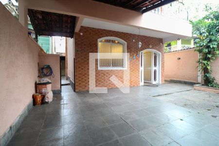 Área Externa de casa para alugar com 3 quartos, 220m² em Freguesia (jacarepaguá), Rio de Janeiro