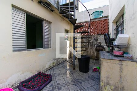 Casa à venda com 144m², 3 quartos e 6 vagasQuintal 2