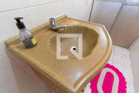 Casa à venda com 144m², 3 quartos e 6 vagasBanheiro 2