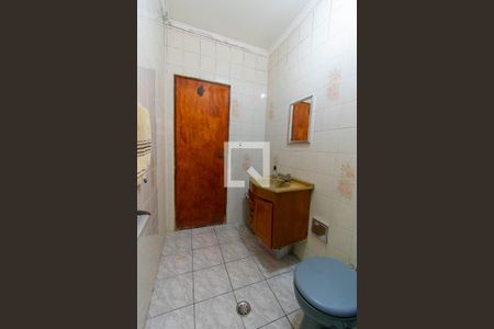 Casa à venda com 144m², 3 quartos e 6 vagasBanheiro 1