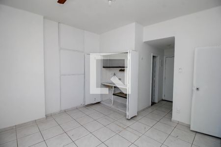 Sala de kitnet/studio para alugar com 1 quarto, 36m² em Centro, Rio de Janeiro