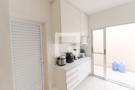 Casa à venda com 300m², 14 quartos e 2 vagasCoziha Geral