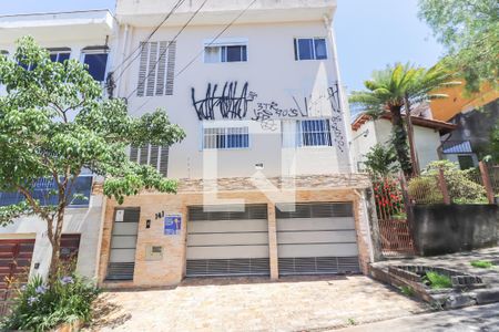 Casa à venda com 300m², 14 quartos e 2 vagasFachada