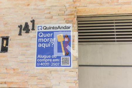 Casa à venda com 300m², 14 quartos e 2 vagasFachada