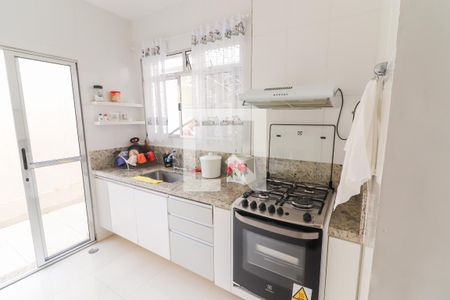Casa à venda com 300m², 14 quartos e 2 vagasCoziha Geral