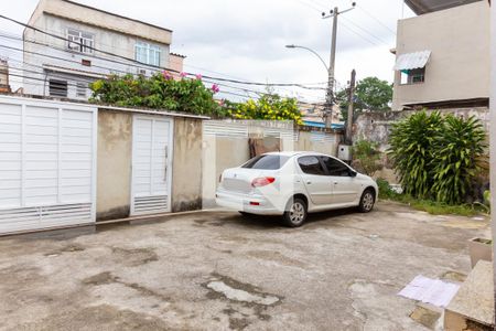 Casa à venda com 100m², 2 quartos e 2 vagas Casa à venda com 100m², 2 quartos e 2 vagasQuintal