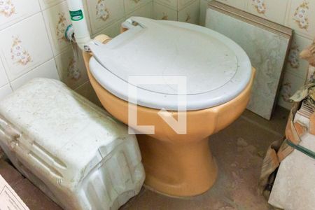 Casa à venda com 100m², 2 quartos e 2 vagas Casa à venda com 100m², 2 quartos e 2 vagasBanheiro 4