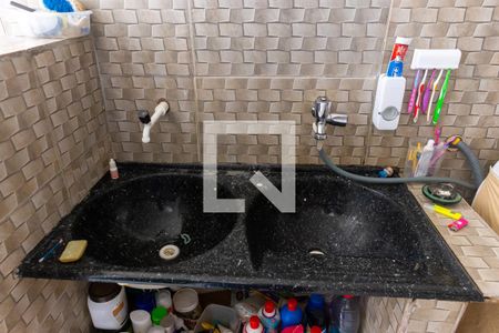 Casa à venda com 100m², 2 quartos e 2 vagas Casa à venda com 100m², 2 quartos e 2 vagasÁrea de Serviço