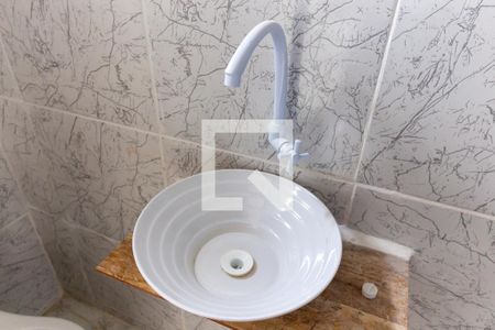 Casa à venda com 100m², 2 quartos e 2 vagas Casa à venda com 100m², 2 quartos e 2 vagasBanheiro 3