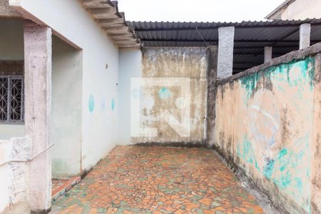 Casa à venda com 100m², 2 quartos e 2 vagas Casa à venda com 100m², 2 quartos e 2 vagasTerraço