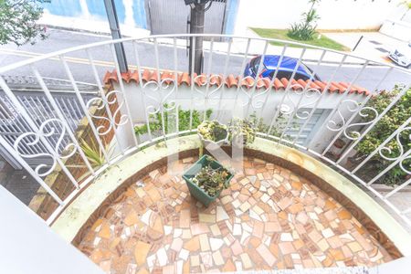 Casa à venda com 237m², 4 quartos e 4 vagas Casa à venda com 237m², 4 quartos e 4 vagasVaranda suíte 2