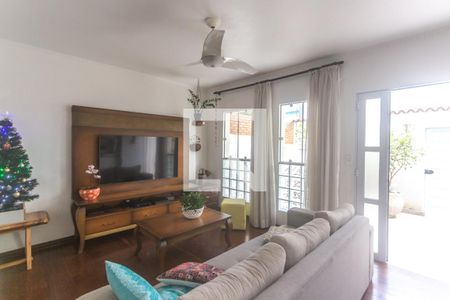Sala de estar de casa à venda com 4 quartos, 237m² em Anchieta, São Bernardo do Campo