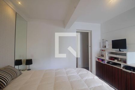Apartamento à venda com 165m², 3 quartos e 3 vagas Apartamento à venda com 165m², 3 quartos e 3 vagasSuíte 2