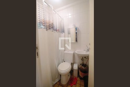 Apartamento à venda com 165m², 3 quartos e 3 vagas Apartamento à venda com 165m², 3 quartos e 3 vagasBanheiro da Suíte 1