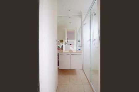 Apartamento à venda com 165m², 3 quartos e 3 vagas Apartamento à venda com 165m², 3 quartos e 3 vagasBanheiro da Suíte 1