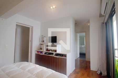 Apartamento à venda com 165m², 3 quartos e 3 vagas Apartamento à venda com 165m², 3 quartos e 3 vagasSuíte 2