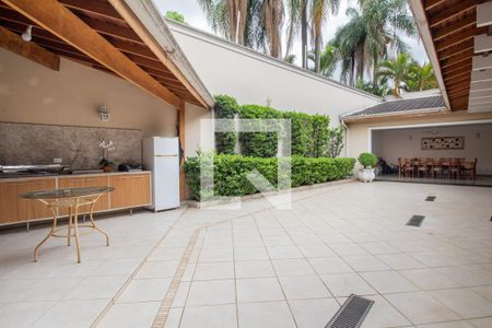 Casa à venda com 580m², 5 quartos e 6 vagasÁrea externa