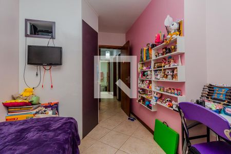 Casa à venda com 210m², 3 quartos e 2 vagasQuarto 2
