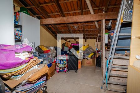 Casa à venda com 210m², 3 quartos e 2 vagasSotão