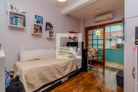 Casa à venda com 210m², 3 quartos e 2 vagasQuarto 3