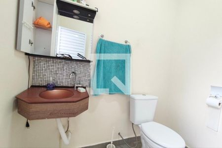 Casa à venda com 150m², 3 quartos e 5 vagas Casa à venda com 150m², 3 quartos e 5 vagasLavabo