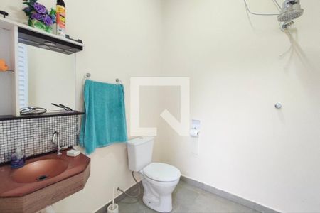 Casa à venda com 150m², 3 quartos e 5 vagas Casa à venda com 150m², 3 quartos e 5 vagasLavabo