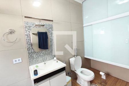 Casa à venda com 150m², 3 quartos e 5 vagas Casa à venda com 150m², 3 quartos e 5 vagasBanheiro suíte