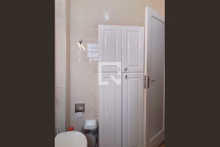 Apartamento à venda com 70m², 2 quartos e sem vagaBanheiro Social