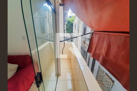Vista da Sala de casa para alugar com 2 quartos, 32m² em Tororo, Salvador