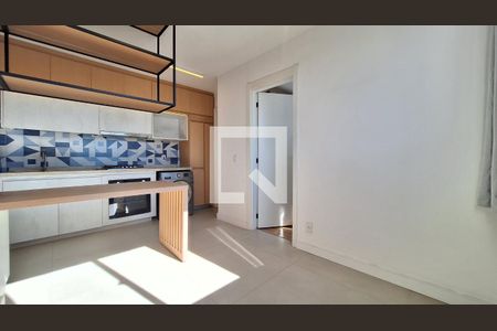 Sala/Cozinha de apartamento para alugar com 2 quartos, 36m² em Barra Funda, São Paulo
