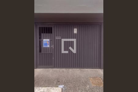 Casa para alugar com 70m², 1 quarto e 1 vaga Casa para alugar com 70m², 1 quarto e 1 vagaFachada