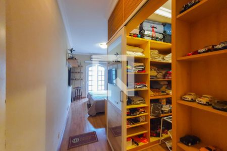 Casa à venda com 320m², 4 quartos e 3 vagas Casa à venda com 320m², 4 quartos e 3 vagasQuarto 3 - suite