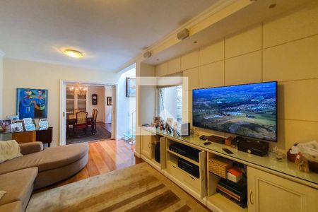 Casa à venda com 320m², 4 quartos e 3 vagas