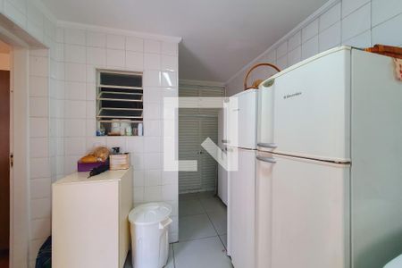 Casa à venda com 320m², 4 quartos e 3 vagas Casa à venda com 320m², 4 quartos e 3 vagasLavanderia