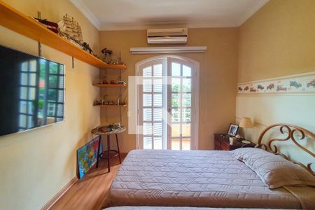 Casa à venda com 320m², 4 quartos e 3 vagas Casa à venda com 320m², 4 quartos e 3 vagasQuarto 3 - suite